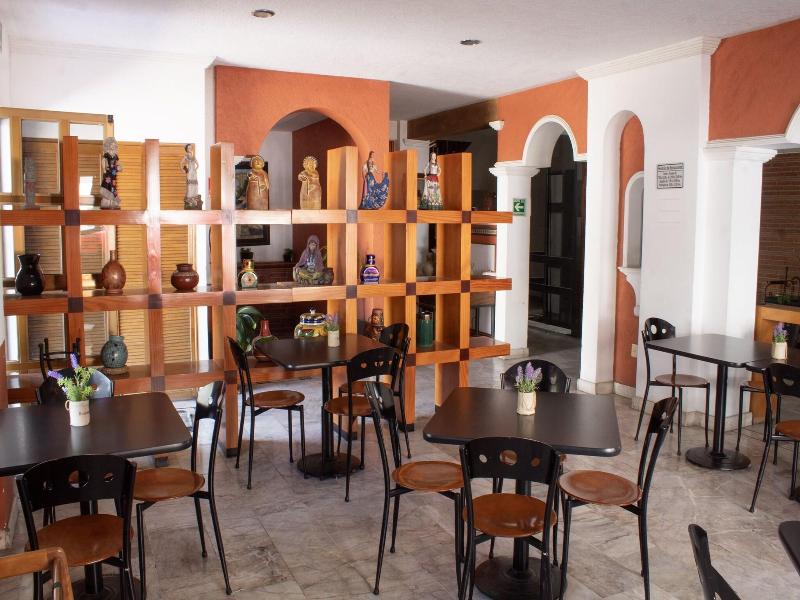 ESTANZA HOTEL SUITES