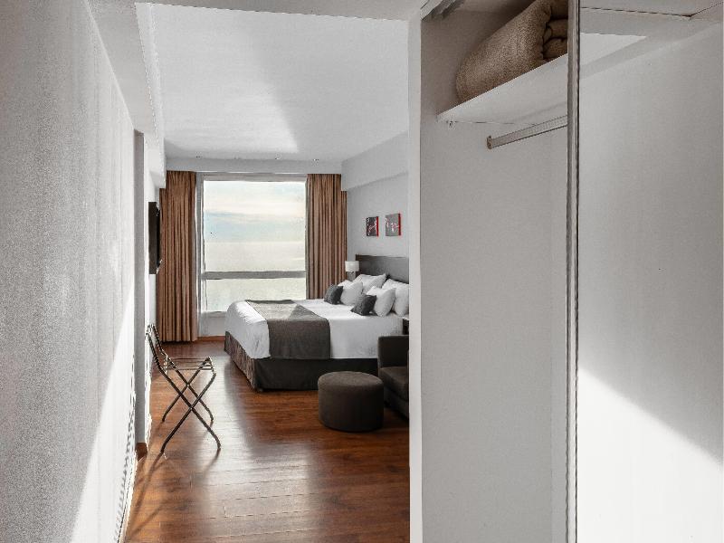 Dazzler By Wyndham Puerto Madryn image