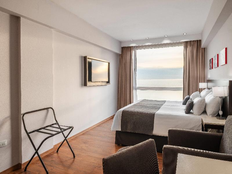 Dazzler By Wyndham Puerto Madryn image