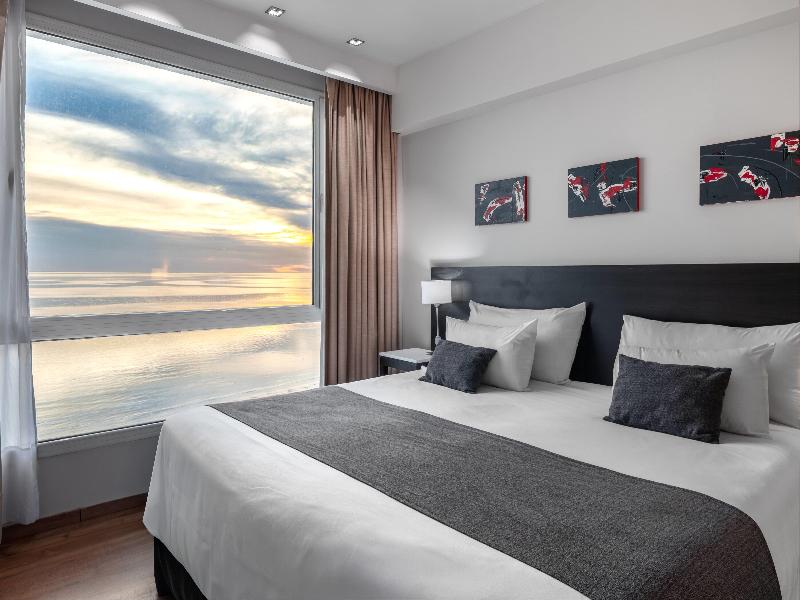 Dazzler By Wyndham Puerto Madryn image