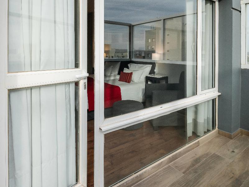 Dazzler By Wyndham Puerto Madryn image