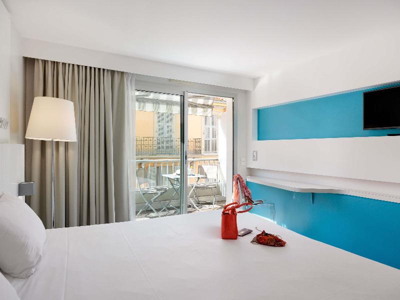 Ibis Styles Menton Centre image
