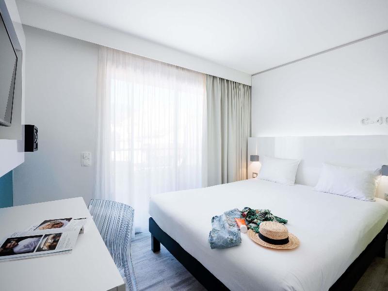 Ibis Styles Menton Centre image