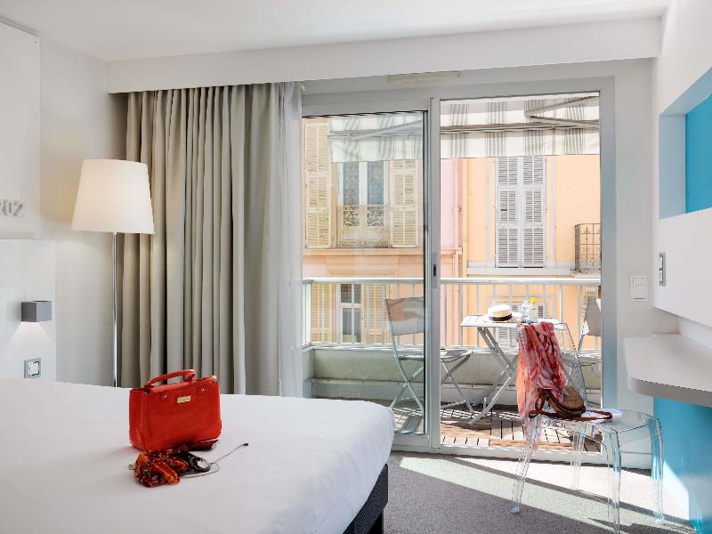Ibis Styles Menton Centre image