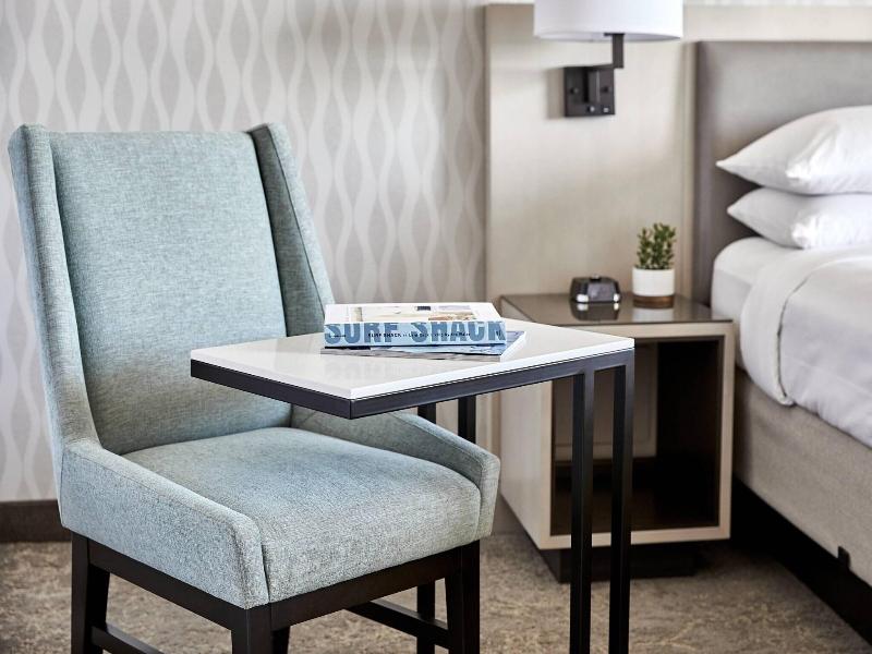 Stay in style at Los Angeles Airport Marriott