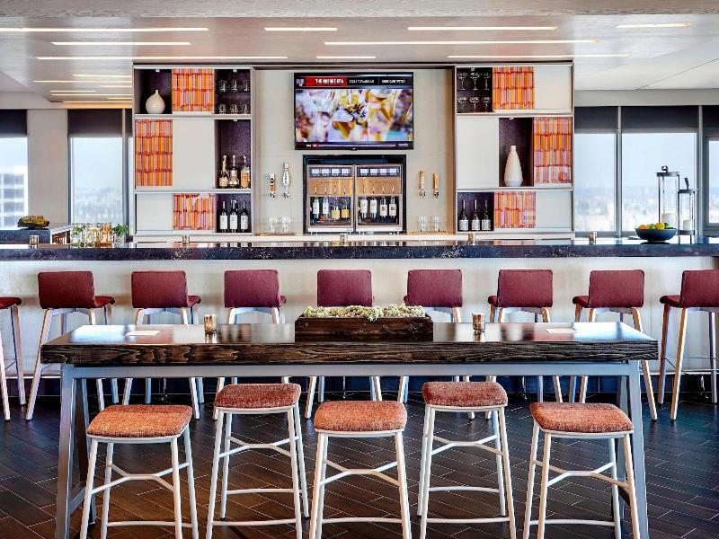 Los Angeles Airport Marriott image