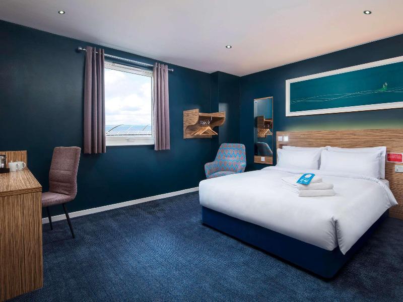 Travelodge Newcastle Under Lyme Central image