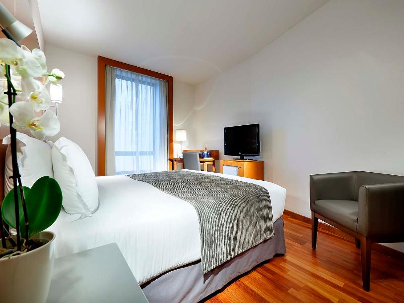 Eurostars Lisboa Parque Hotel image