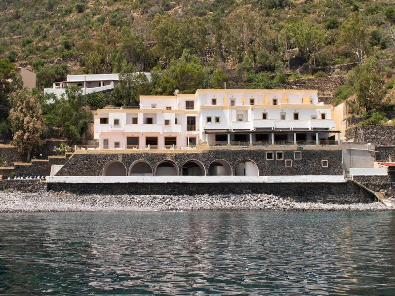 Ora Resort Phenicusa Filicudi