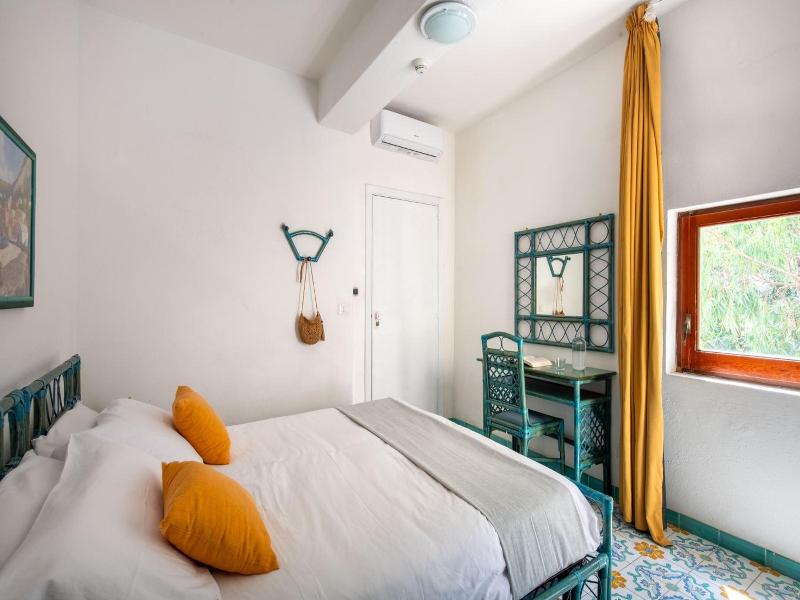Ora Resort Phenicusa Filicudi