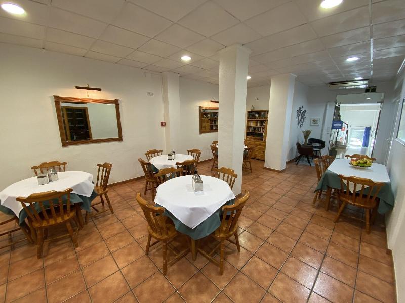 Hostal Pensimar image