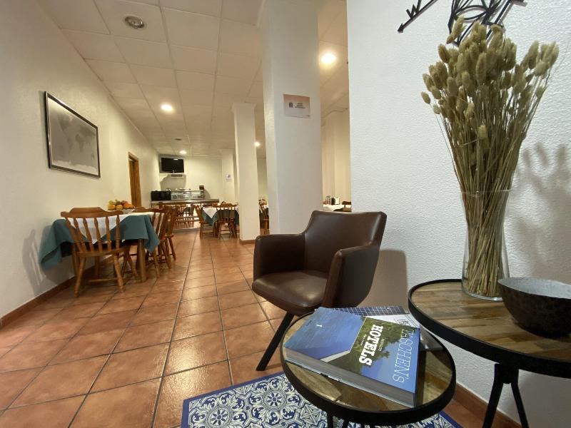Hostal Pensimar image