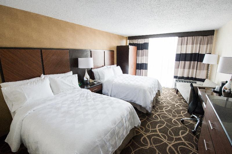Holiday Inn Newark International Airport-North photo 21