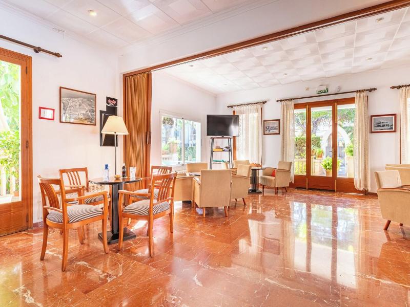 Hotel Martorell image