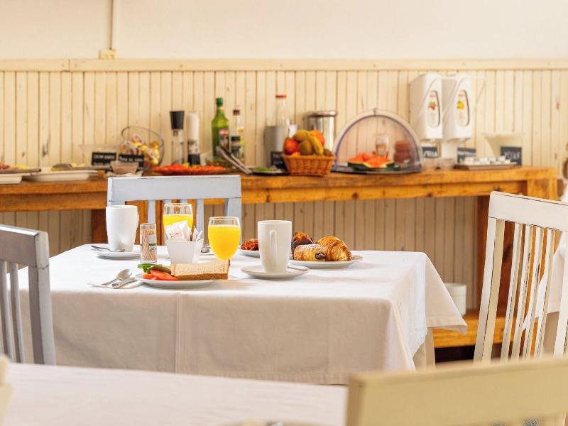 Hotel Martorell image