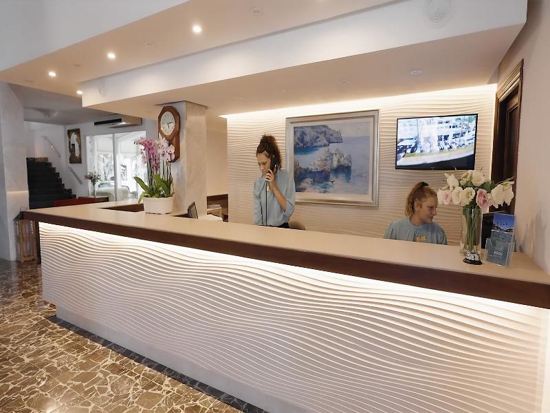 Hotel Rocamarina image
