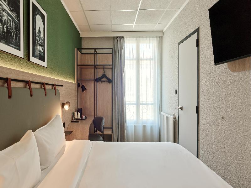 Campanile Paris Ouest - Boulogne image