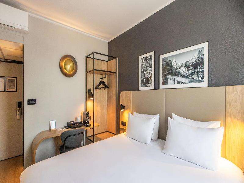 Campanile Paris Ouest - Levallois Perret image