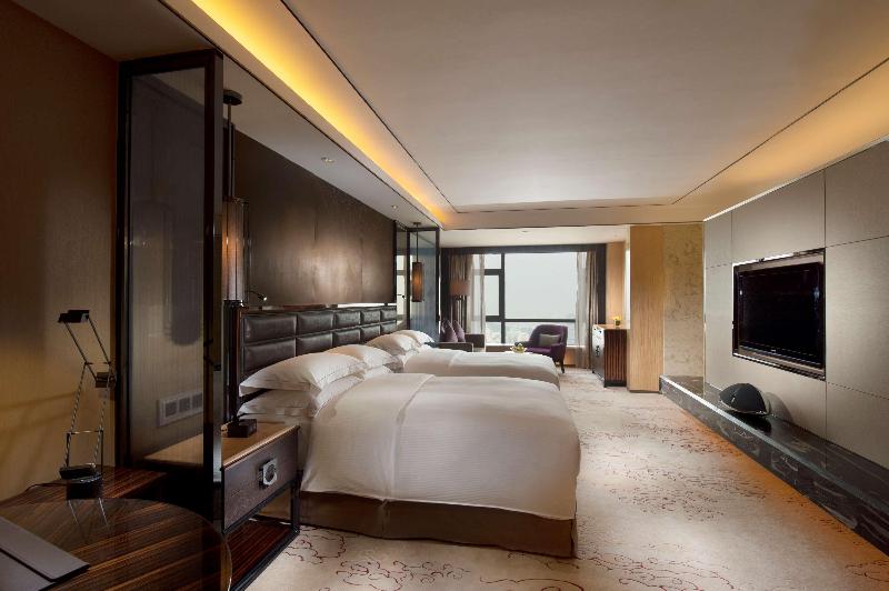 Hilton Zhongshan Downtown image