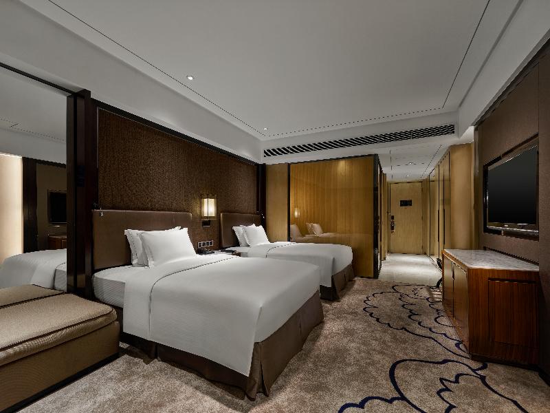 Hilton Zhongshan Downtown image