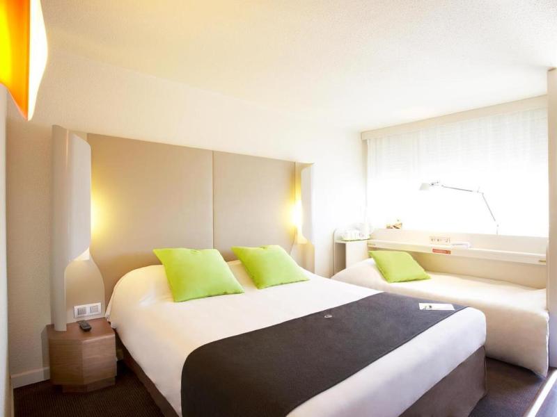 Campanile Montargis - Amily image