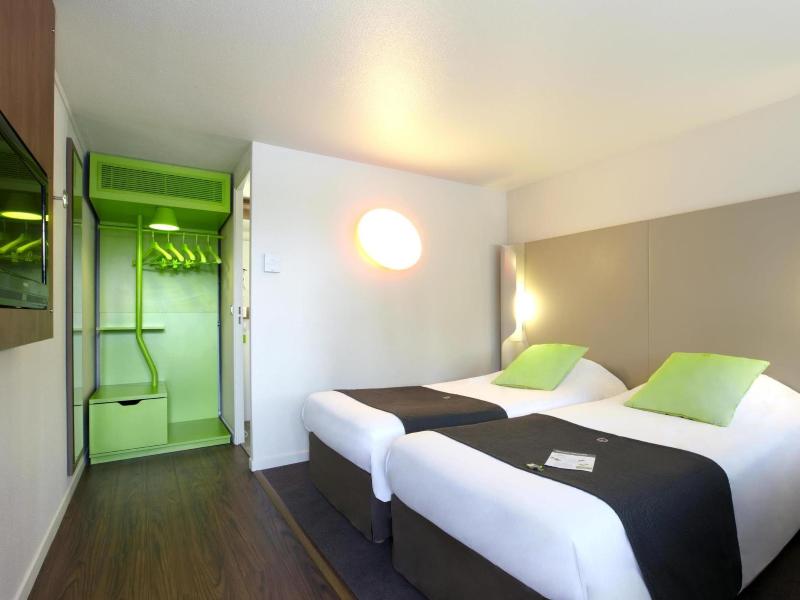 Campanile Montargis - Amily image