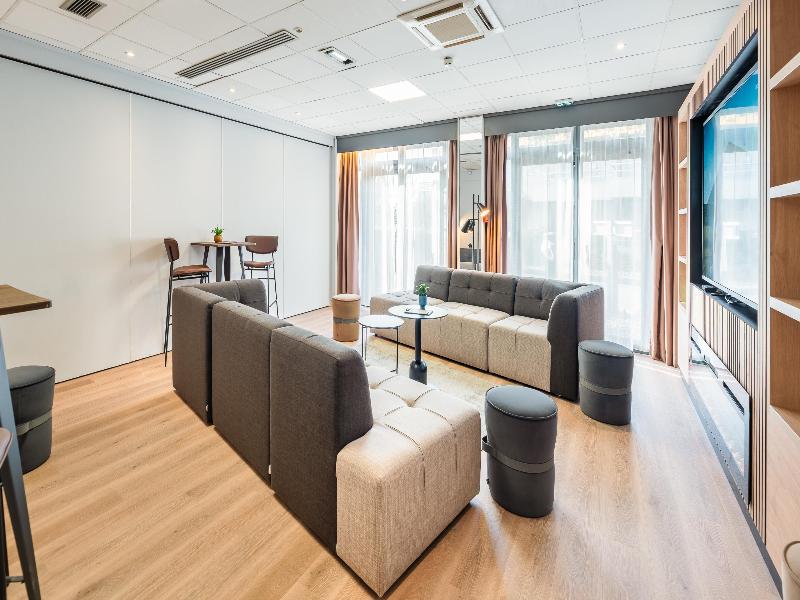 Campanile Lyon Ouest - Tassin image