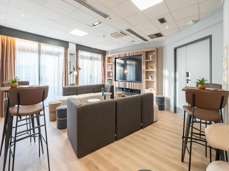 Campanile Lyon Ouest - Tassin image