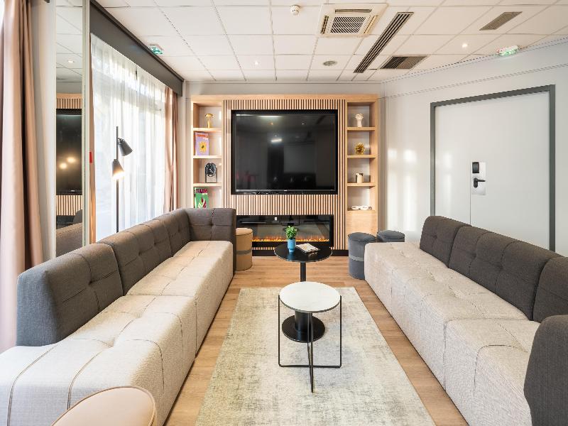Campanile Lyon Ouest - Tassin image