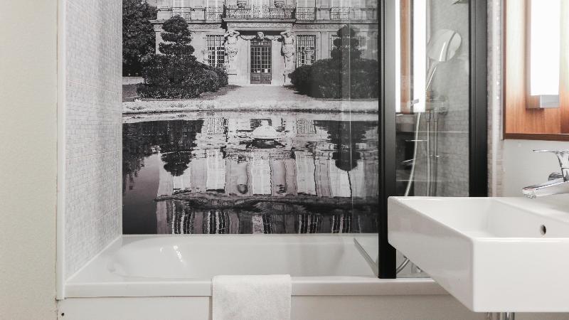 Campanile Lyon Ouest - Tassin image