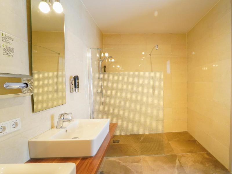 Grand Hotel Ter Duin image