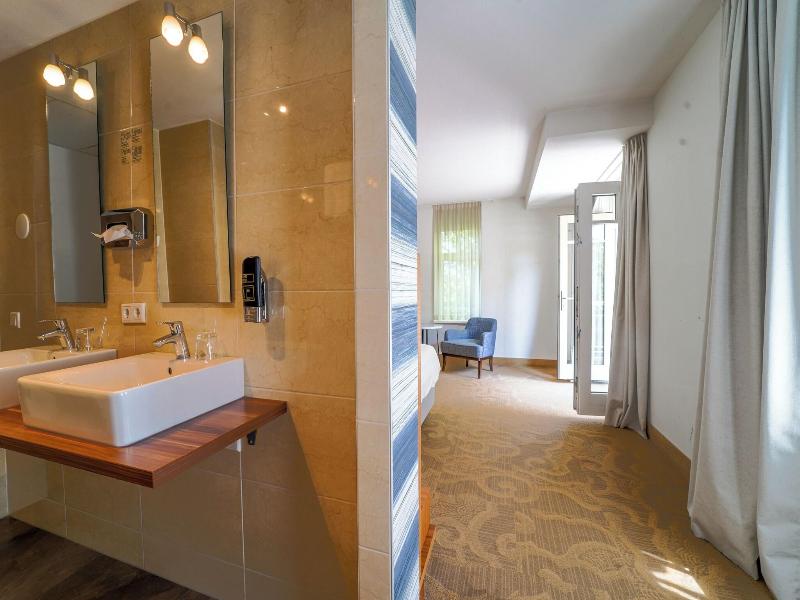 Grand Hotel Ter Duin image