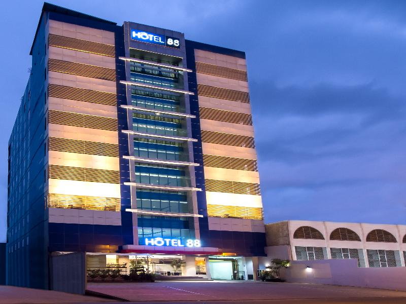 Hotel 88 Mangga Besar VIII — exterior view