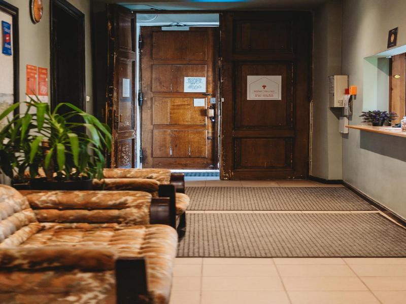 16 Euro Hostel image