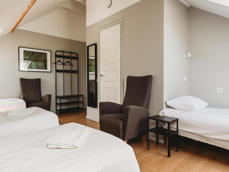 16 Euro Hostel image