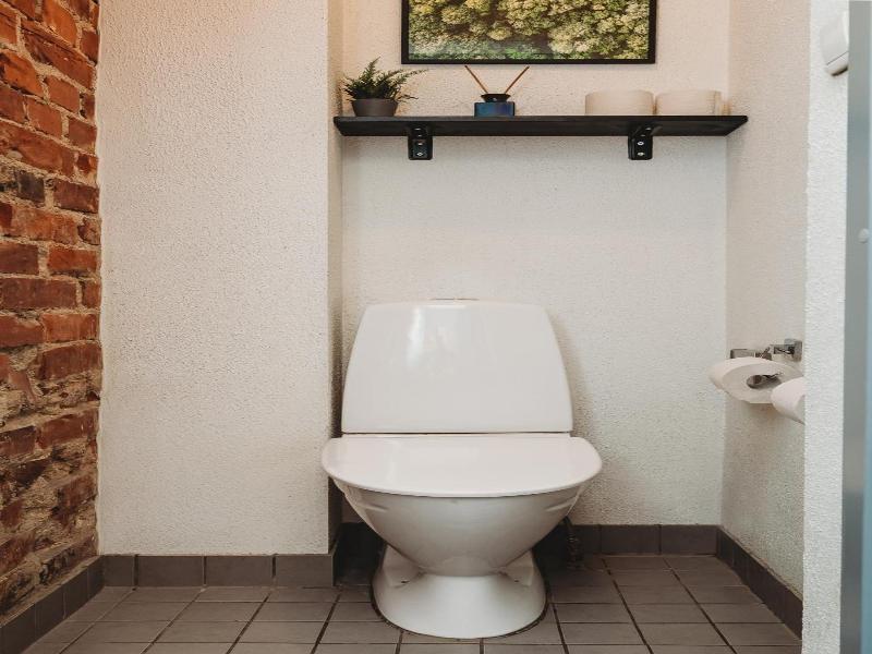 16 Euro Hostel image