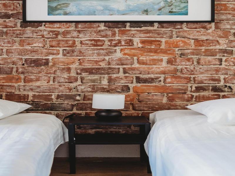 16 Euro Hostel image