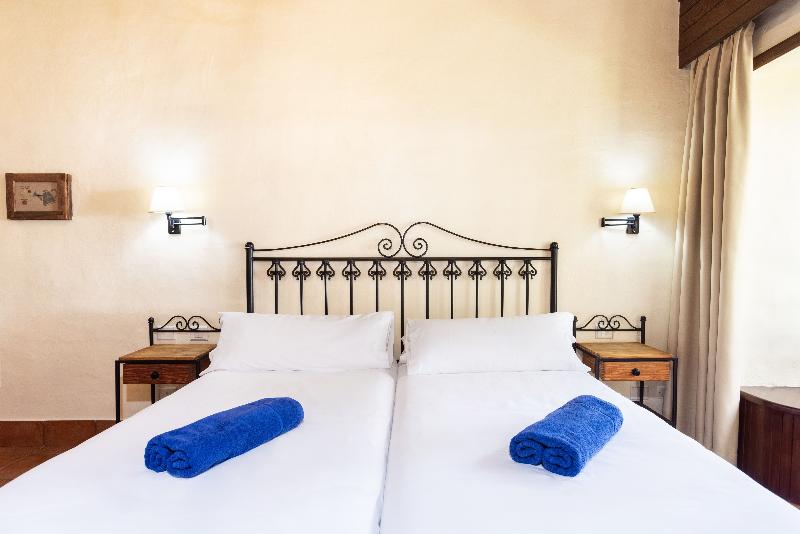 Hotel El Patio image