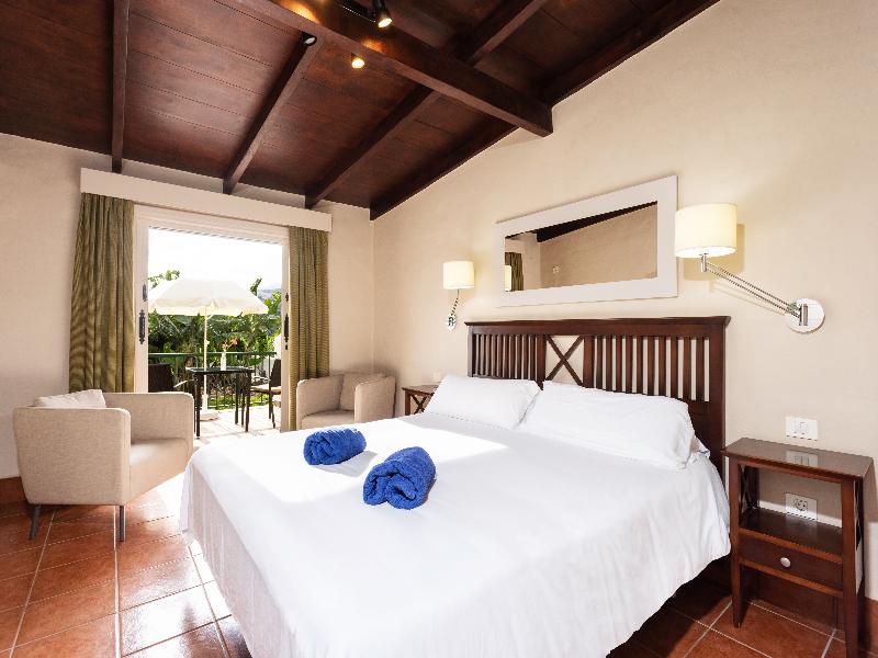 Hotel El Patio image