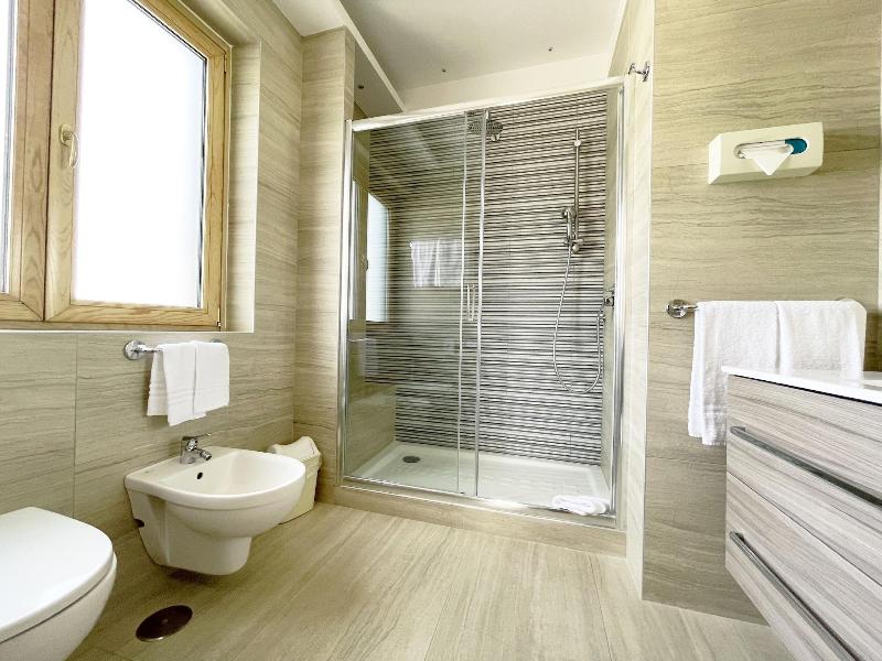 Hotel Central image