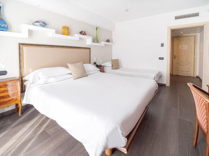 Hotel Central image