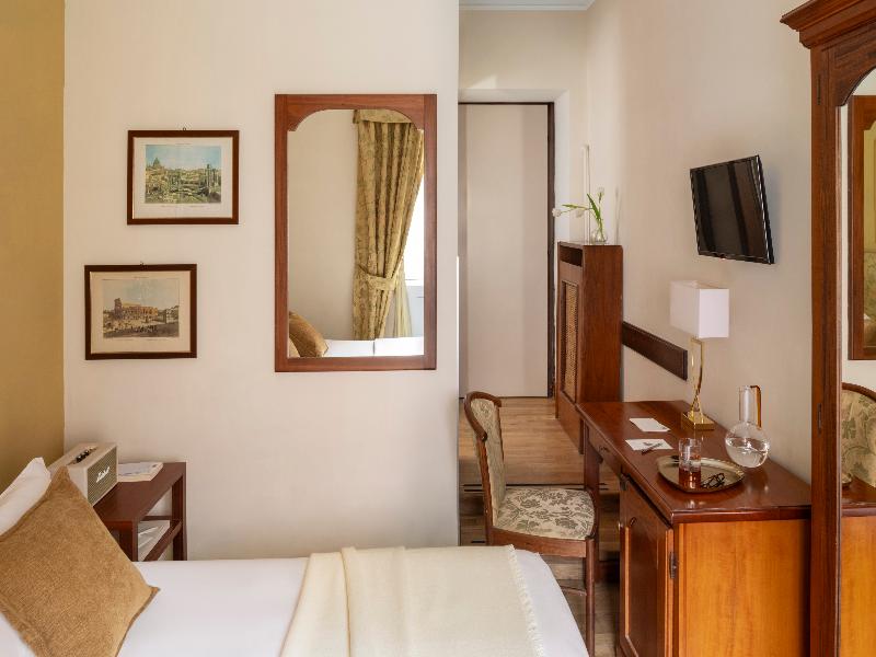 Hotel Cortina Roma image