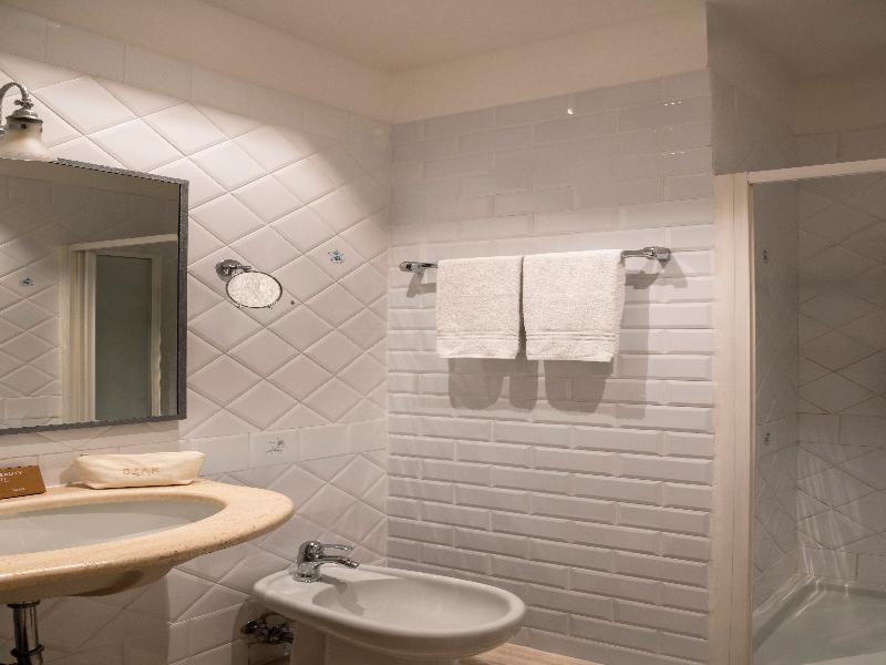 Hotel Cortina Roma image