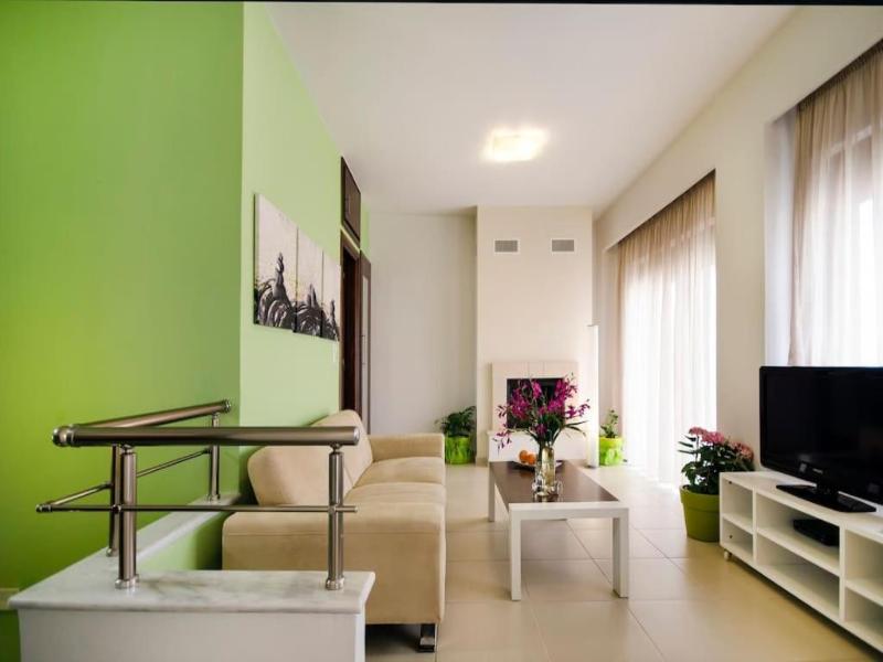 Esthisis suites & maisonettes image