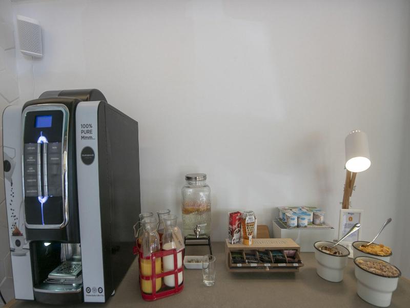 Hostal Blanca image