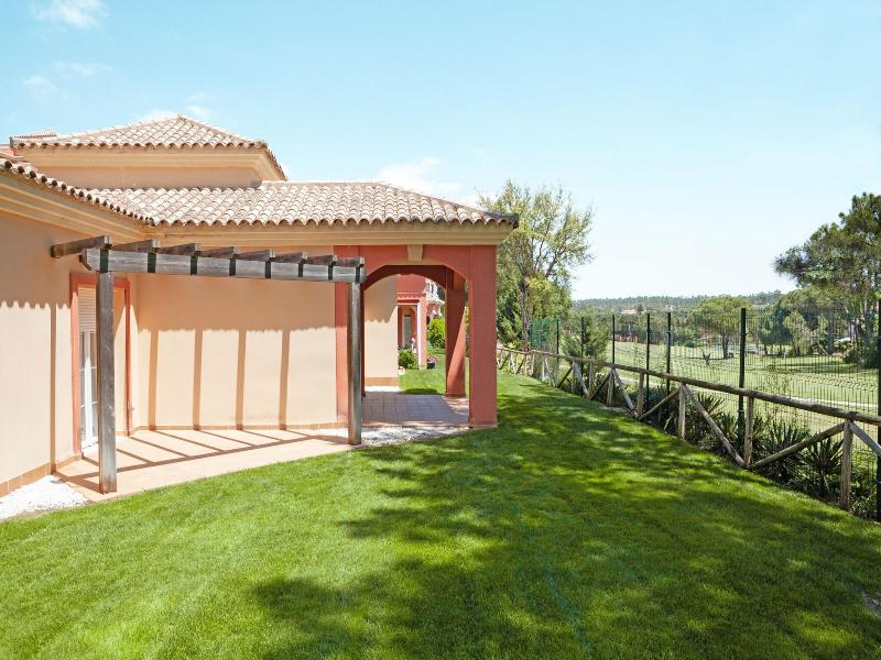 Ama Islantilla Resort image