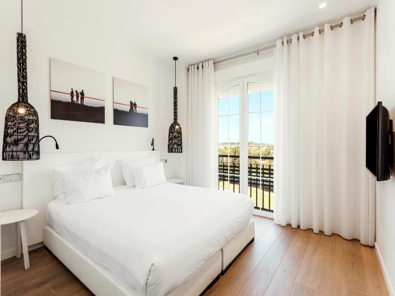 Ama Islantilla Resort image