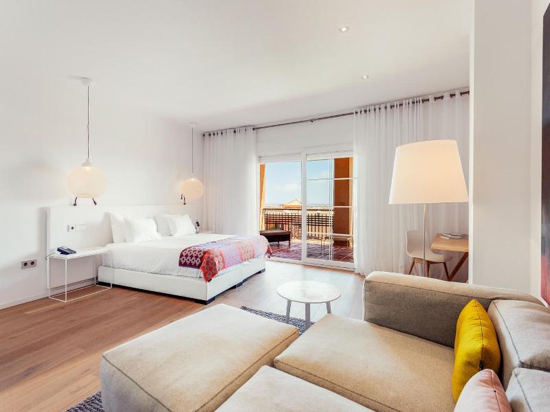 Ama Islantilla Resort image