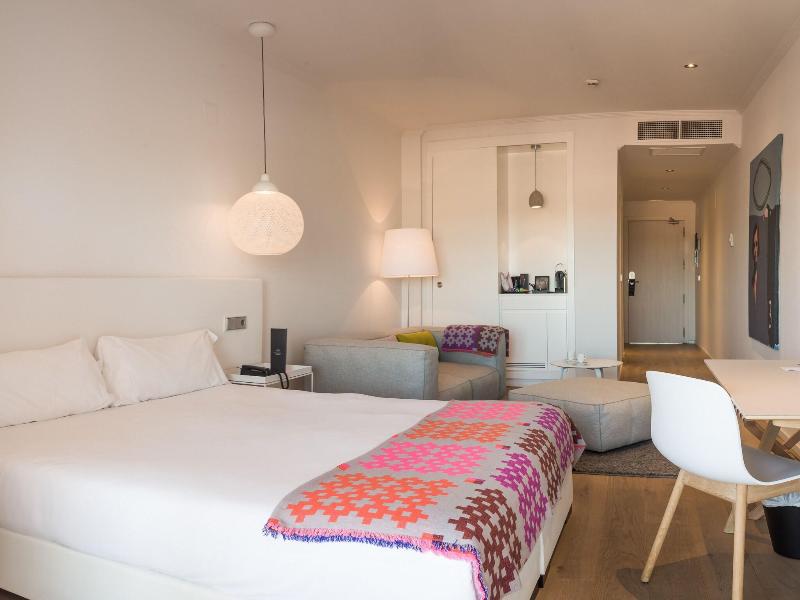 Ama Islantilla Resort image