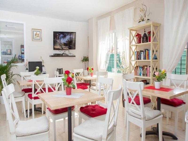 Hostal Marbella image